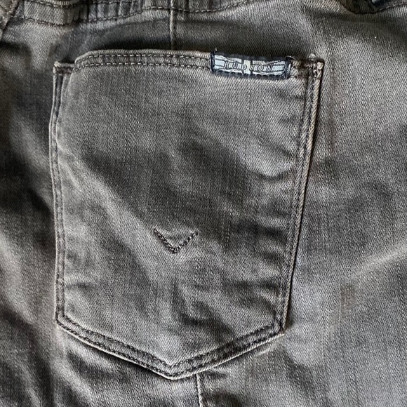 Hudson P collection maternity jeans - Picture 2 of 5